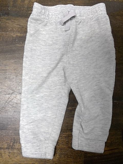 White Jumping beans Sweatpants, 6M B
