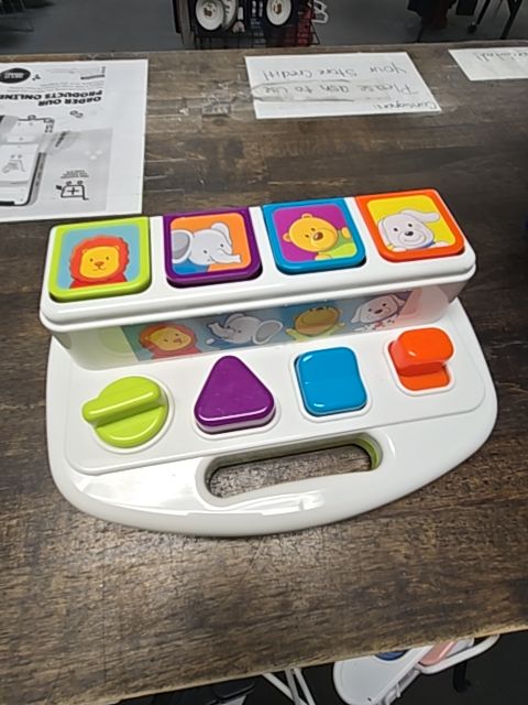 Battat Pop Up Toy
