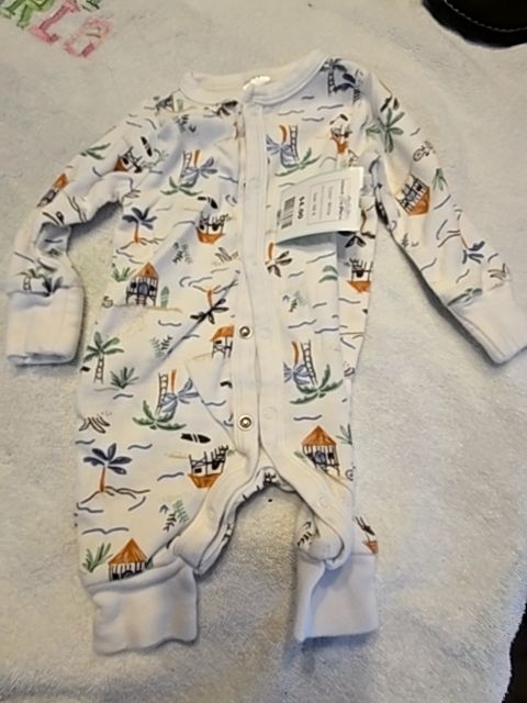 White Modern Moments Island One Piece, NB B