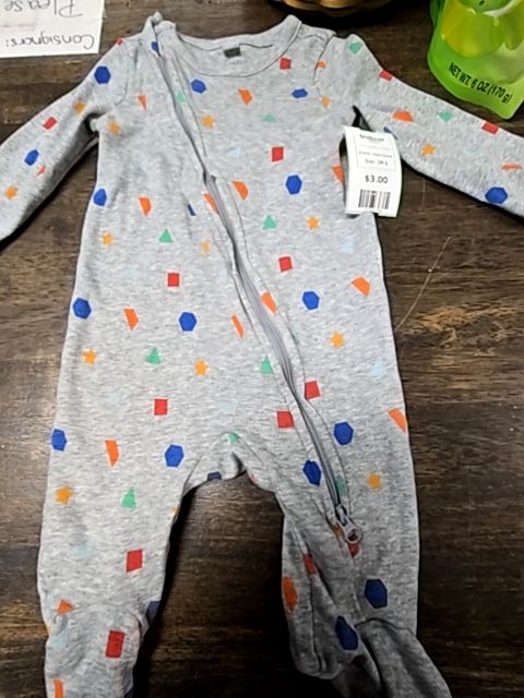 Grey/Colorful Shapes Okie Dokie Sleeper, 3M B
