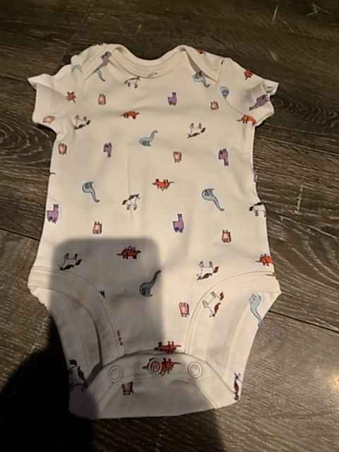 White Carters Dinosaur onesie, 3M G
