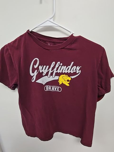 Burgandy Gryffindor Harry Potter Shirt, 8 G