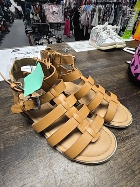 Tan  Sandals, 1Y G