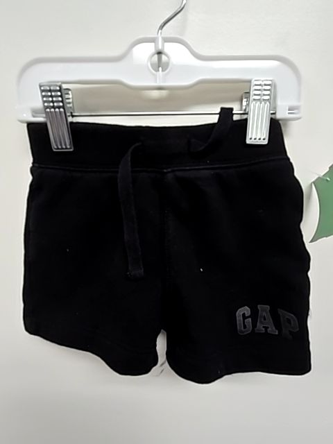 Black Gap Shorts, 6M B