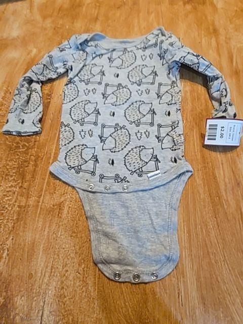Grey/Black/Yellow Hedgehog Gerber Longsleeve Onesie, 6M B