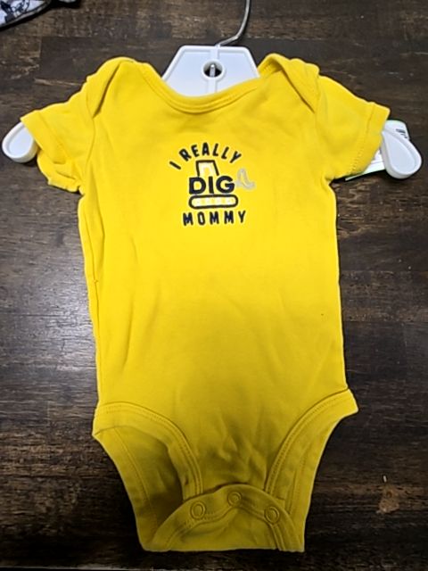 Yellow I Really Dig Mommy Carters Onesie, 3M B