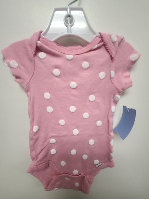 Pink/White Polka Dot Gerber Onesie, 3M G