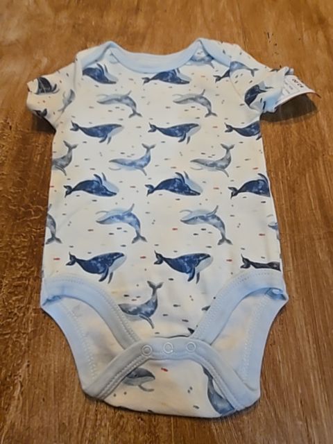White/Blue Whale Le Top Bebe Onesie, 6M B
