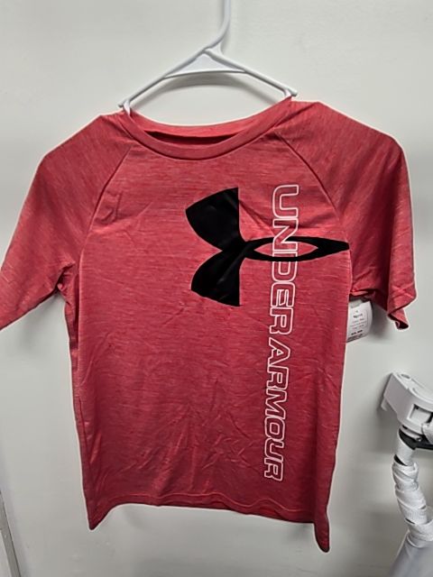 Red Under Armour Tshirt, 18 B