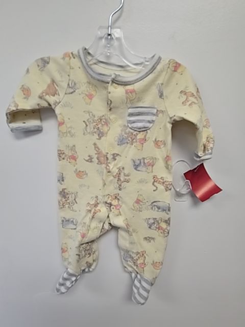 Yellow Winnie The Pooh Disney Sleeper, NB B