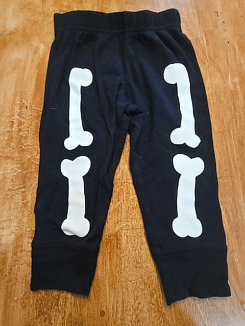 Black Carters Skeleton 2 piece pjs, 12M B