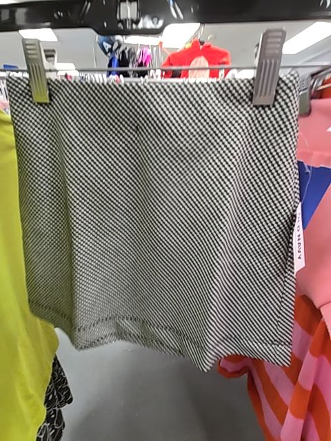 Black Old Navy Plaid Skirt, 5T G