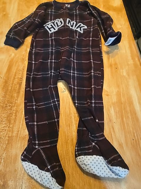 Burgandy Plaid Childrens Place Sleeper, 18M B