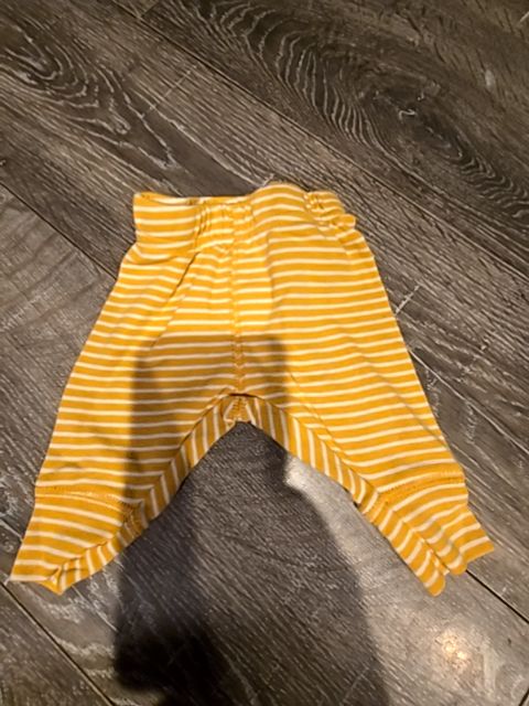 Grey/yellow Carters First thanksgiving outfit, NB B