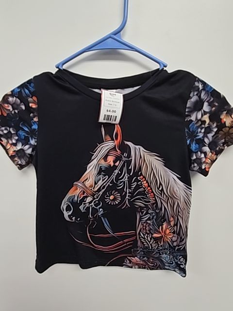 Black Horse/Floral Boutique Shirt, 7 G
