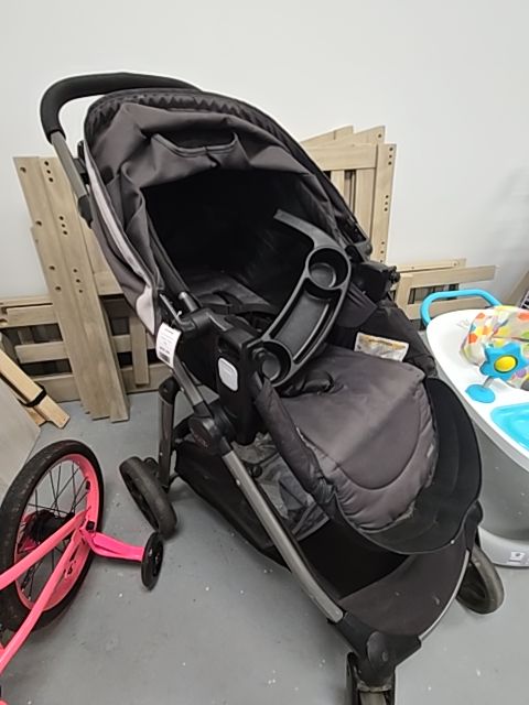 Black/Grey Graco Stroller