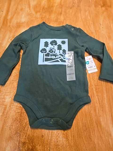 Green Garanimals Dinosaur long sleeve onesie, 6M B