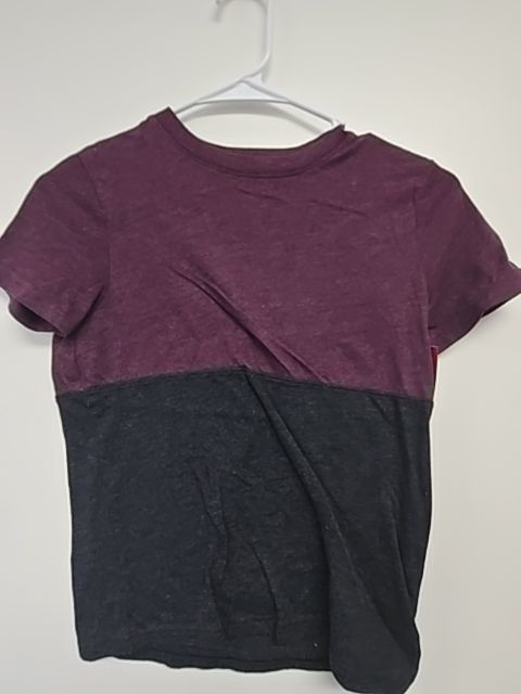 Burgandy/Grey Cat & Jack Shirt, 6 B