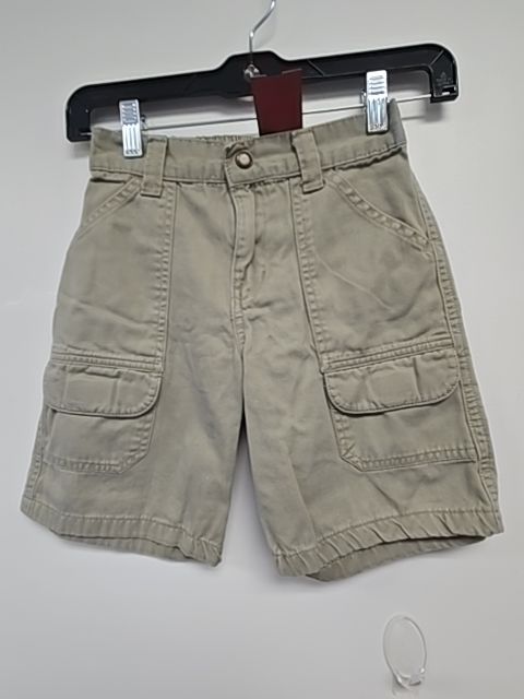 Green Wrangler Shorts, 7 B