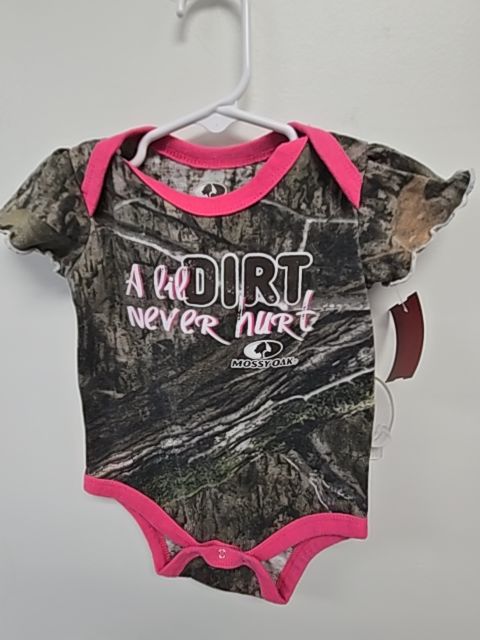 Camo/Pink Mossy Oak Onesie, 3M G