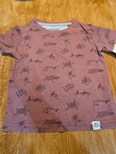 Red Free Planet Shirt, 2T B