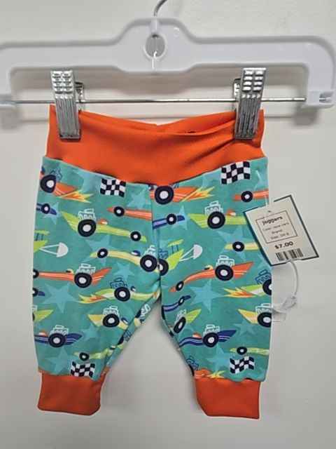 race cars  Joggers, 3M B