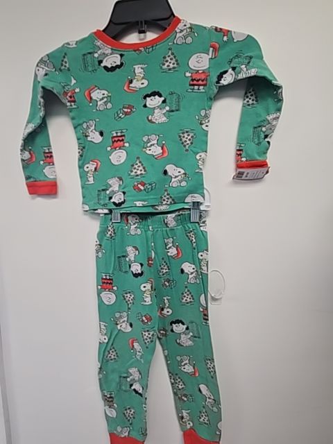 Green/Red Peanuts Pjs, 5T B