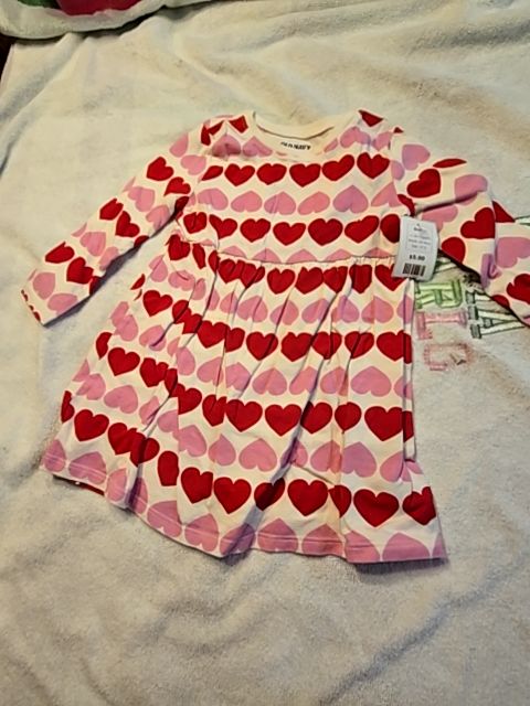 Red/Pink/White Hearts Old Navy Dress, 2T G