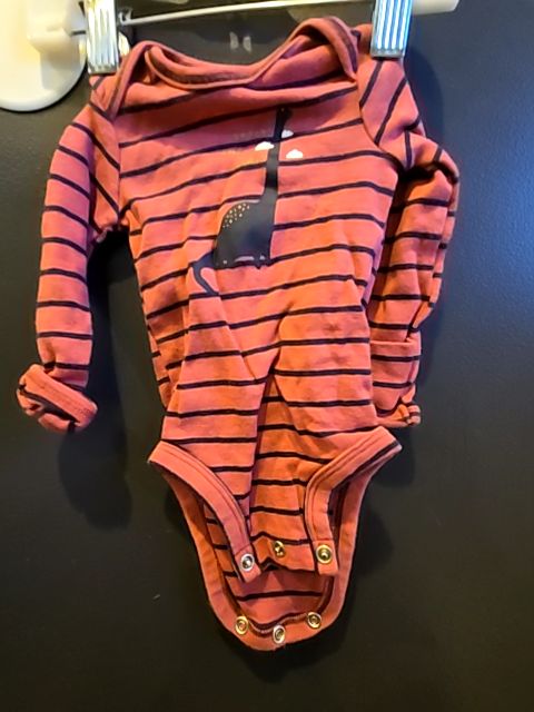 Red stripe Carters Skys the limit long sleeve onesie, NB B