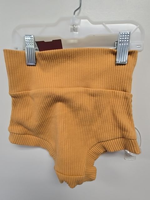 Yellow  Shorst, 2T G