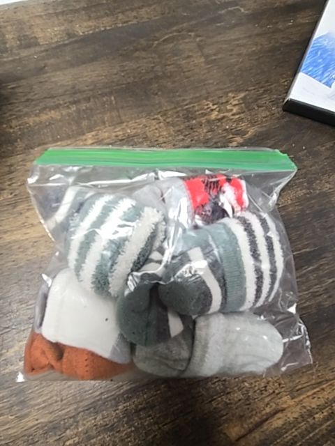 Bag Of Socks(8)