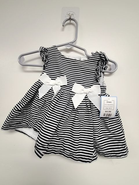 Black/White First Impressions Dress, NB G
