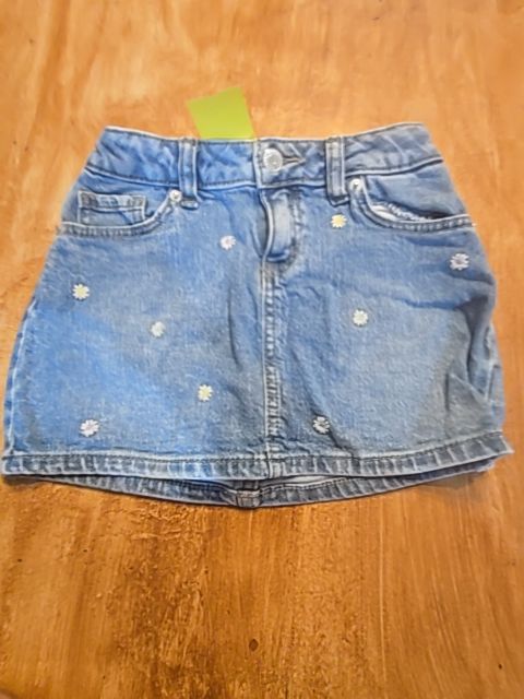 Blue Jean/Flowers Cat & Jack Skirt, 4T G