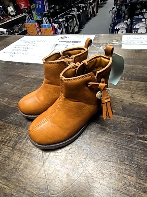 Tan Carters Boots, 7 G
