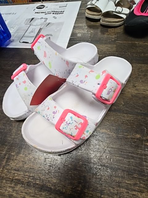 Whtie/Colorful Paint Splatter Childrens Place Sandals, 13Y G