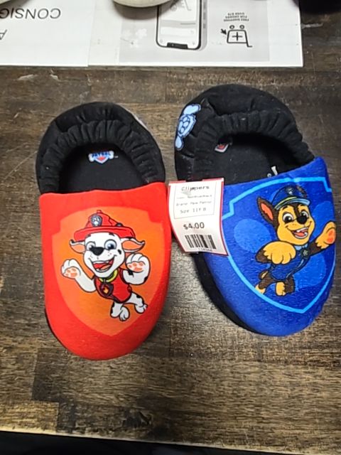 Red/Blue/Black Paw Patrol Slippers, 11Y B
