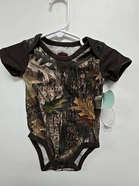 Camo Bass Pro Shops Onesie, 6M B