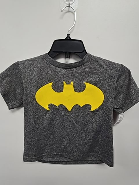 Grey/Yellow Batman Shirt, 6 B