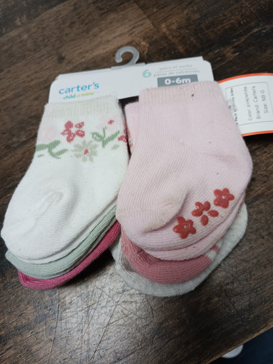 pink/white Carters 6 Pack of Socks 0/6m, NB G