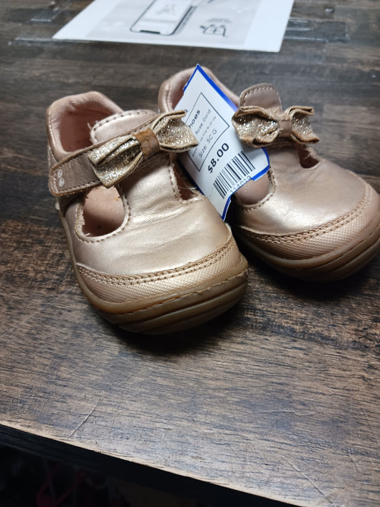 Rose Gold Stride Rite Surprize Shoes, 5C G