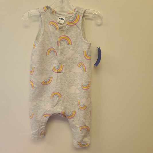 Grey Old Navy One Piece Rainbow outfit 0/3m, NB G