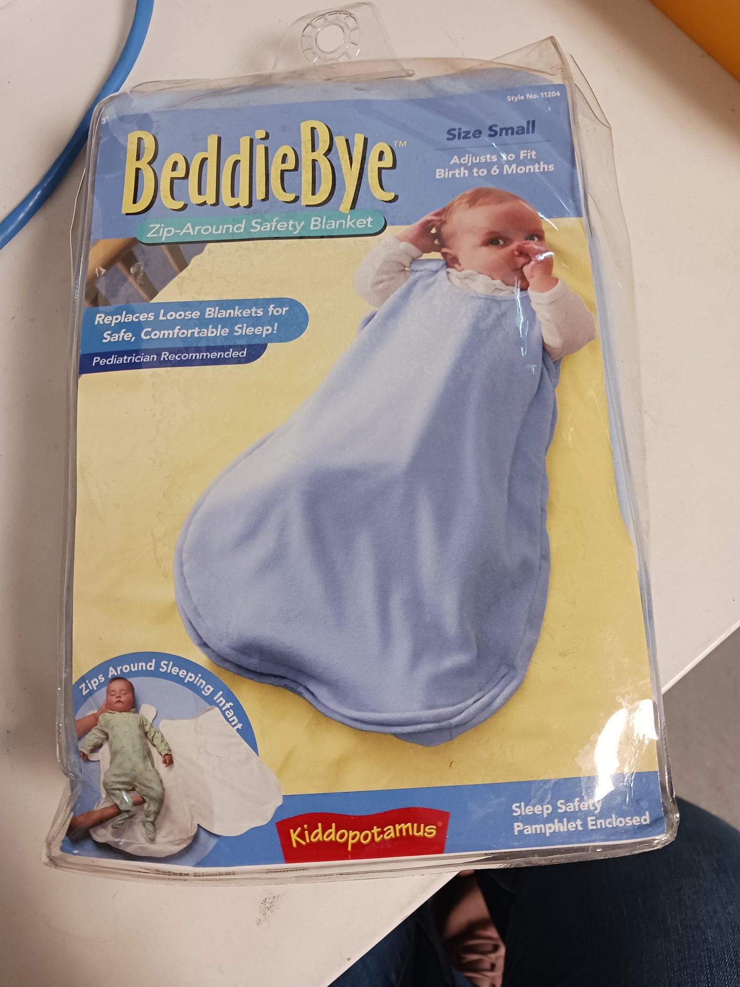 blue Kiddopotamus Beddie Bye Zip around Safety Blanket, Small