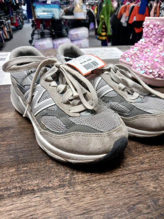 Grey New Balance Sneakers, 1 B