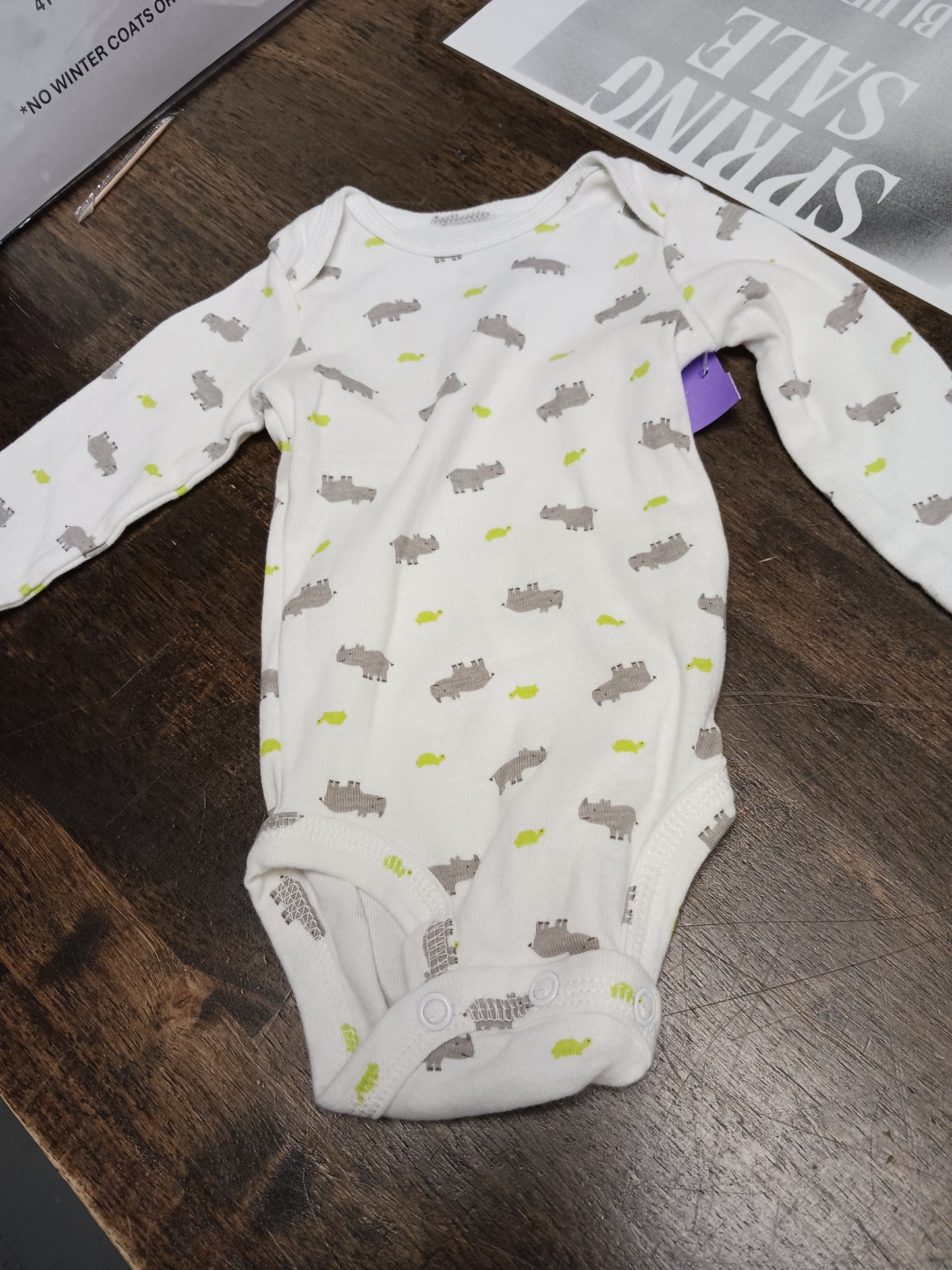 White/Grey Rhino Carters Longsleeve Onesie, NB B