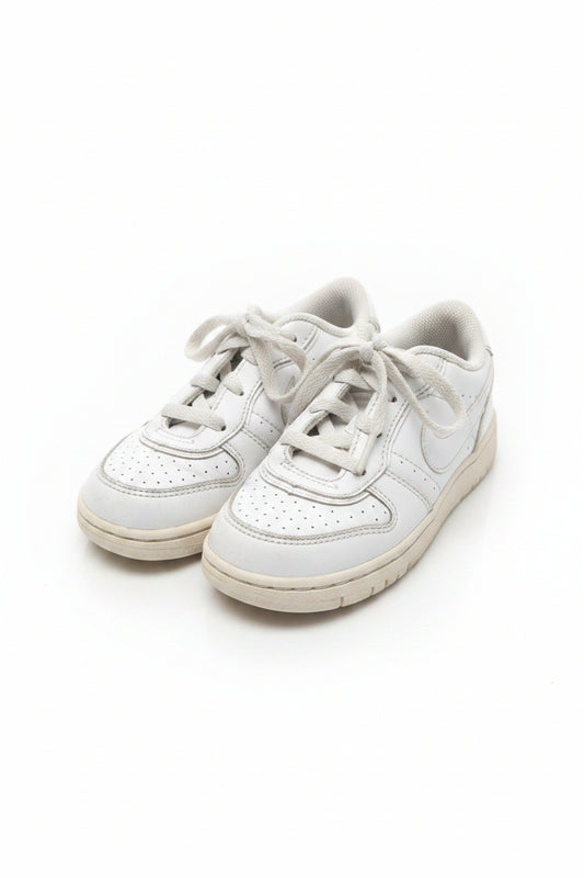 White Nike Sneakers, 7C B