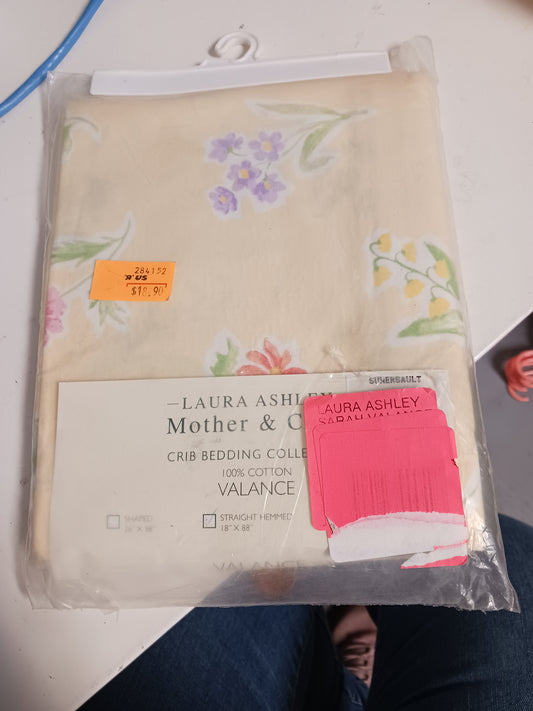 yellow Laura Ashley Flowered Valance 18" x 88"