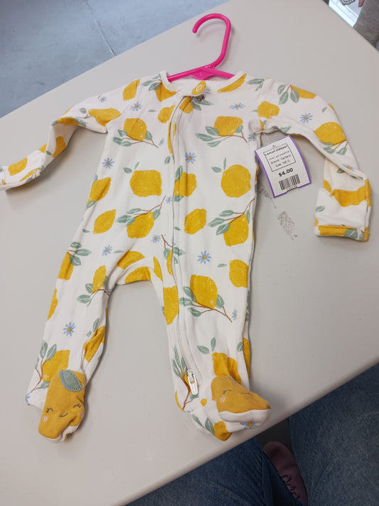 yellow/white Carters Lemon sleeper, NB G