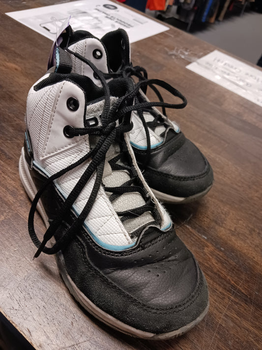 Black/White And 1 Sneakers, 1 B
