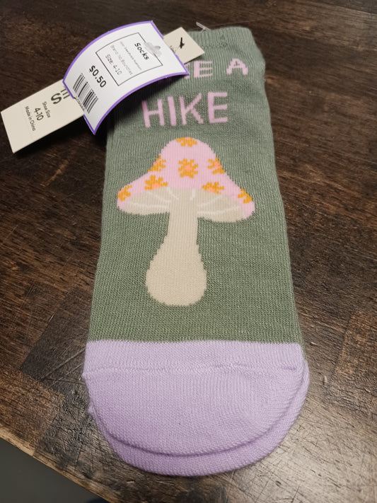 Green/Purple Mushroom No Boundries Socks, 4-10