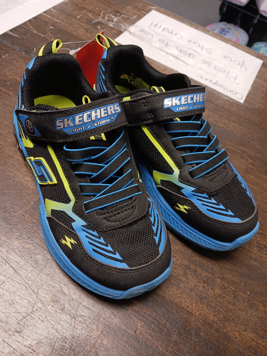 Black/Blue Sketchers Sneakers, 1Y B